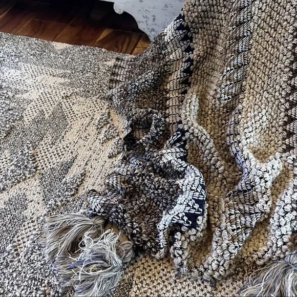 New Bohemian Loom Moroccan Knit Tasseled Handmade Poncho Cardigan Sweater - Picture 6 of 11